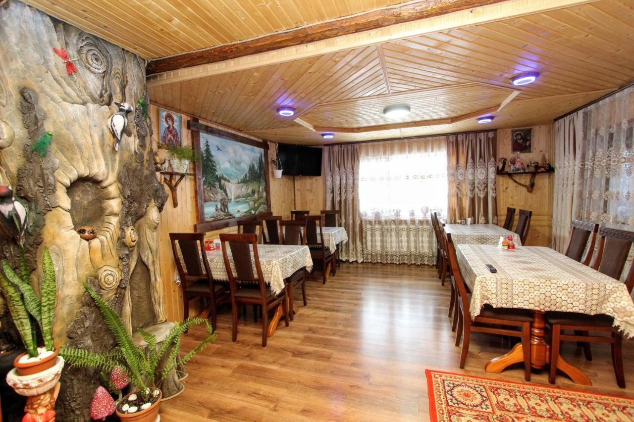 Садиба "У Валентини" Jablunyzja Exterior foto